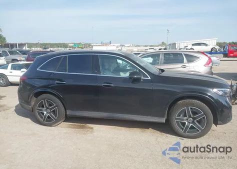 2024 Mercedes-Benz Glc 300 4Matic Suv z USA, uszkodzony, nr VIN W1NKM4HB3RF212565